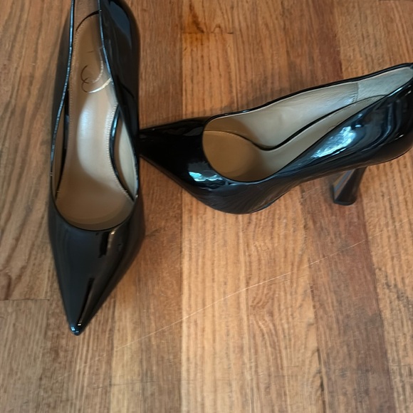 Sam Edelman Antonia Black Patent Pointed Toe Pumps, Fluted Party Heels, Size 10 - Picture 1 of 1